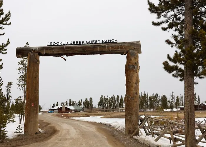 Crooked Creek Guest Ranch Resort