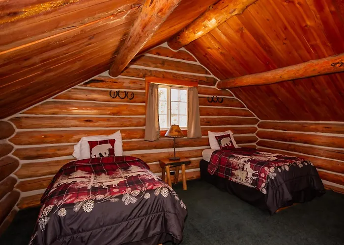 Crooked Creek Guest Ranch Resort *