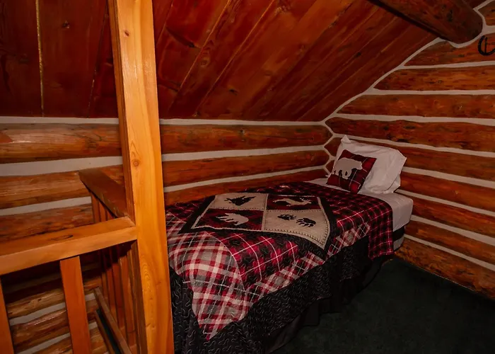 Crooked Creek Guest Ranch