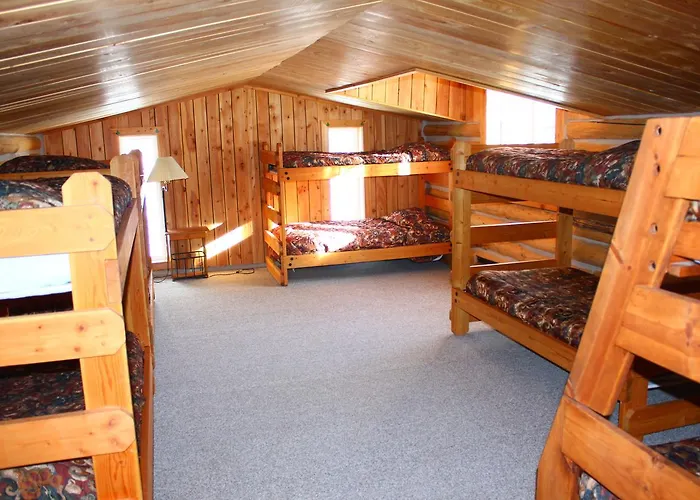 Crooked Creek Guest Ranch *